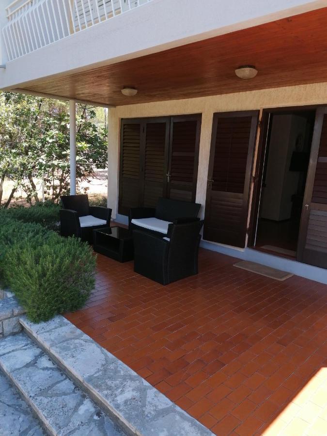 Guesthouse Butkovic Punat Exteriör bild